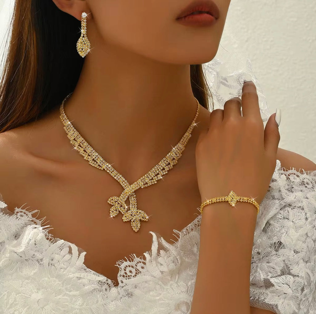Parure Cléopâtre en 4 Pièces Collier - Bague - Bracelet - Boucle d’oreilles