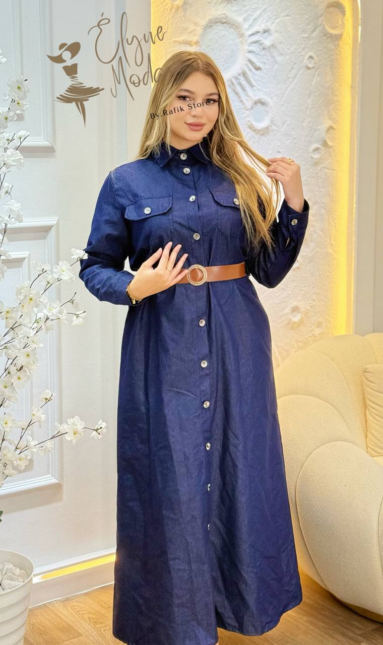 Robe Monica