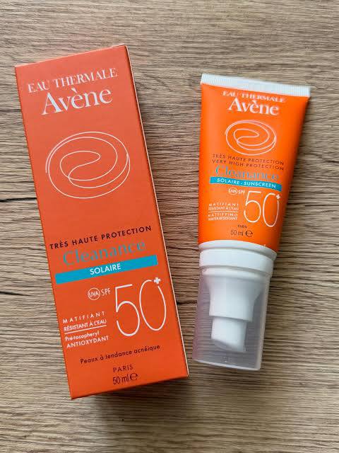 EAU THERMALE - Avéne / Trés Haute Protection / Cleanance SOLAIRE